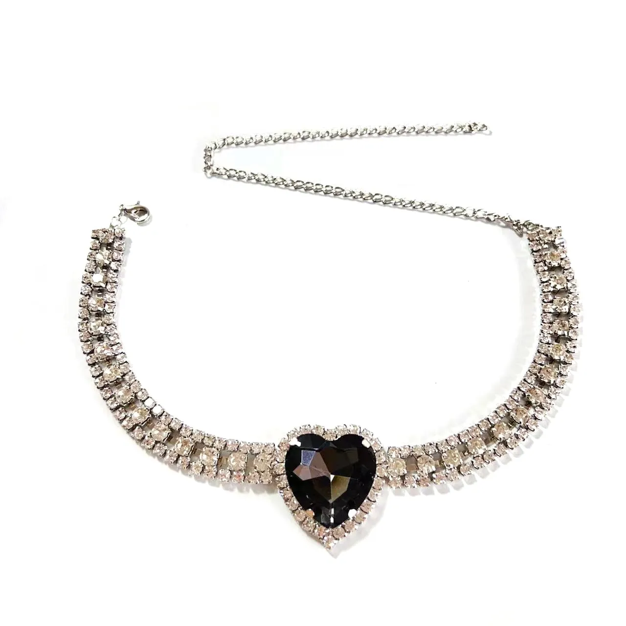 Baroque style rhinestone hollowed out large heart-shaped crystal necklace for women
