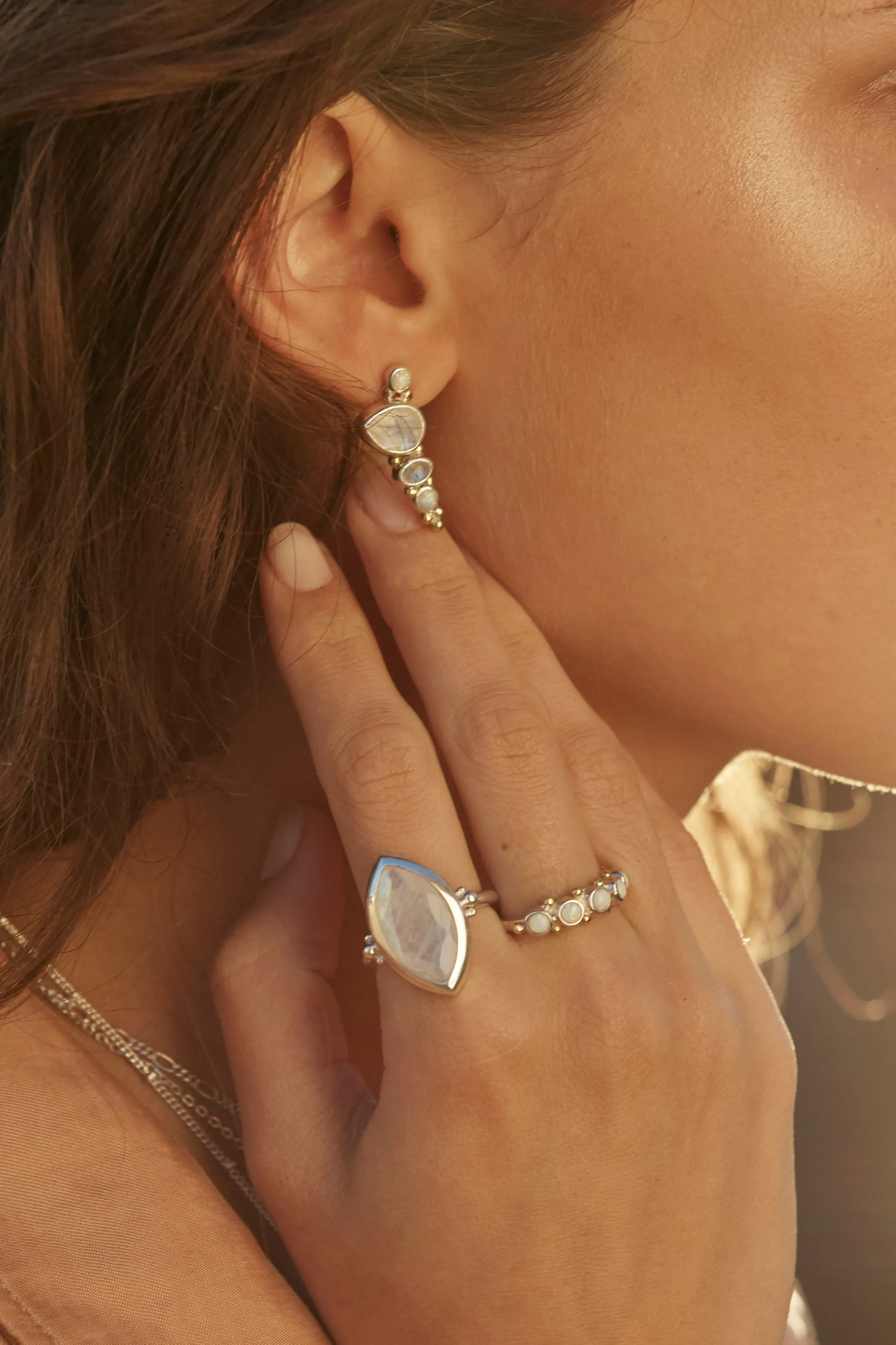 Opal Gold Band
